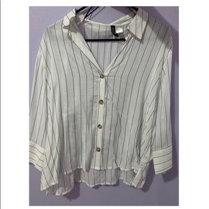 H&M loose button up
